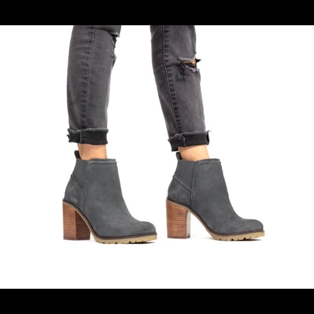 Crevo Charliee Suede Heeled Bootie - Grey/Steel, Size 6.5 (Only Worn Once!)